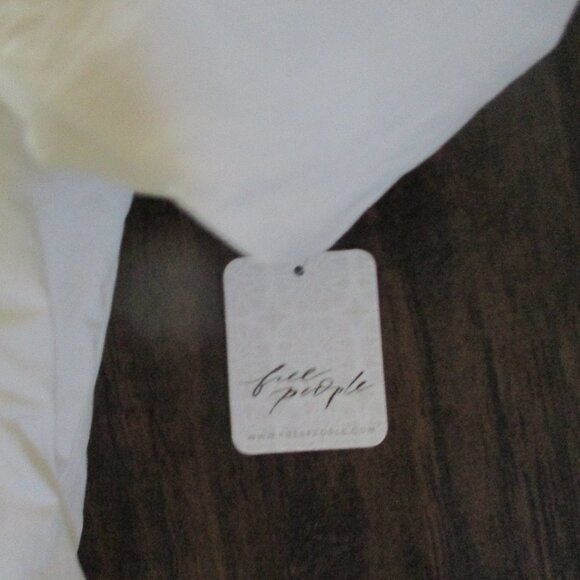 NWT Free People Ivory Cozy Cloud Puffer Dancer Jacket ~ L ~ $168 ~ Sold Out!!!! - Picture 10 of 13